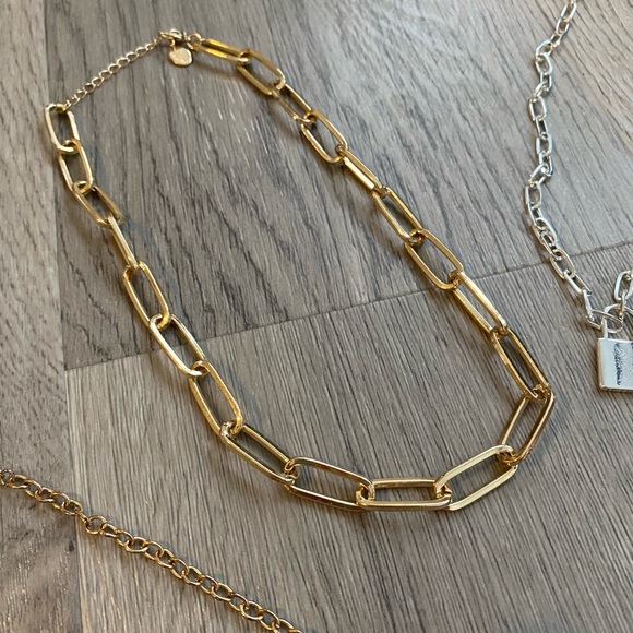 Claire’s Statement Chains - Necklace Bundle - Picture 4 of 6